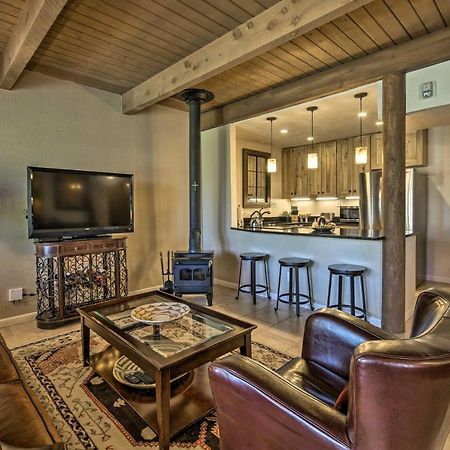 Adobe-Style Abode With Amenities - Walk To Plaza! Lejlighed Santa Fe Eksteriør billede